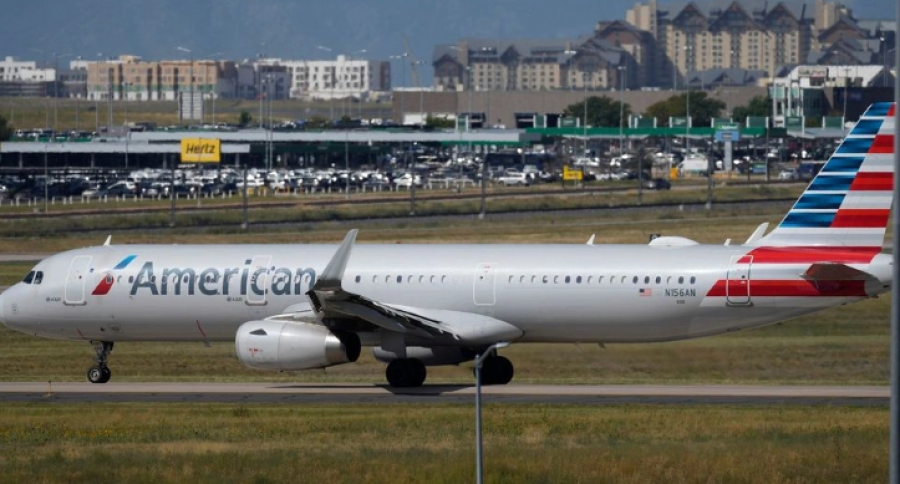 Panik në Denver/ Tym në avion gjatë fluturimit për në Miami, evakuohen pasagjerët