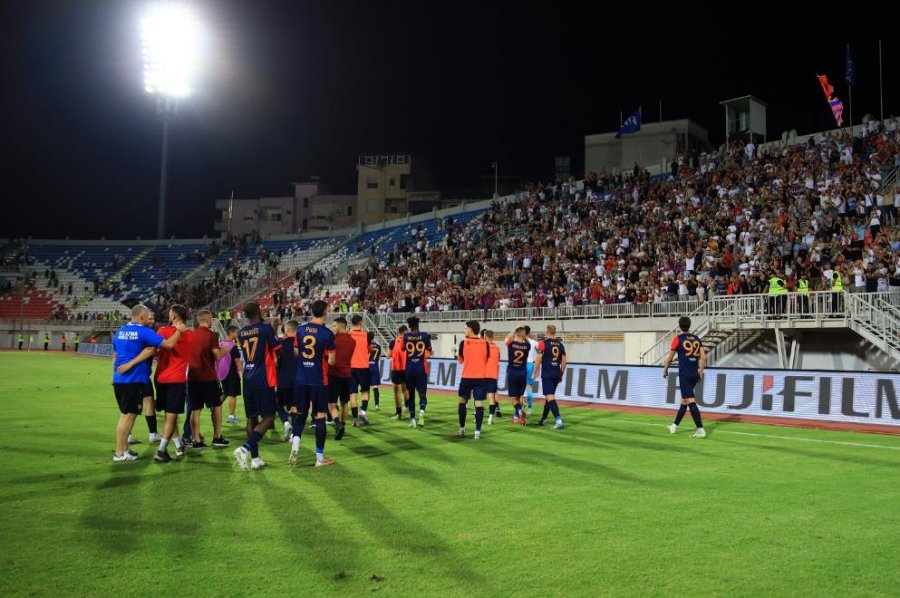 Vllaznia merr lajm të mirë: Mensah dhe Bismark udhëtojnë drejt Islandës