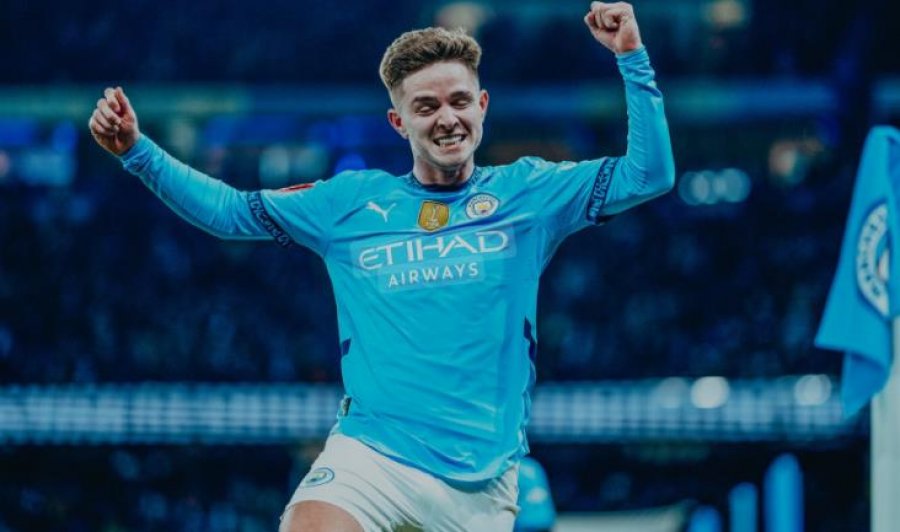 Manchester City refuzon ofertën e Nottingham Forest për mesfushorin 22-vjeçar