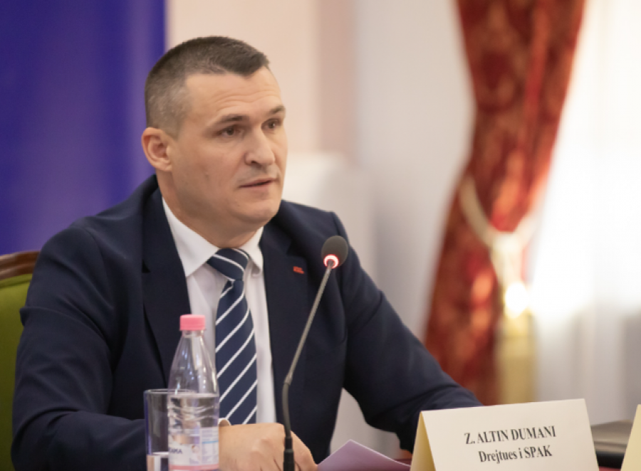 Dumani: Jam në dorë të Ramës, po të dojë ta mbyllë SPAK ose…