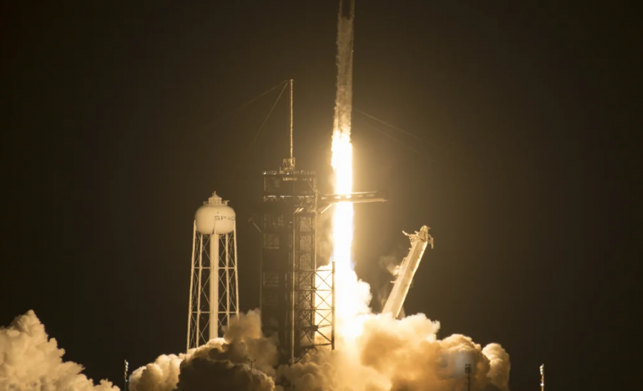 Shefat e NASA-s dhe Roscosmos ndjekin sot nga Florida një mision të përbashkët drejt Stacionit Hapësinor