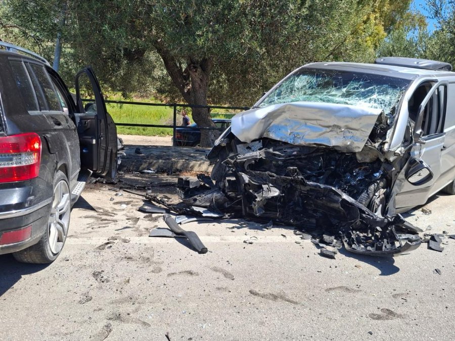 Aksidenti tragjik në Borsh/ Çifti i bashkëshortëve u nisën për të shitur peshk, 'Benz'-i me shpejtësi skëterrë