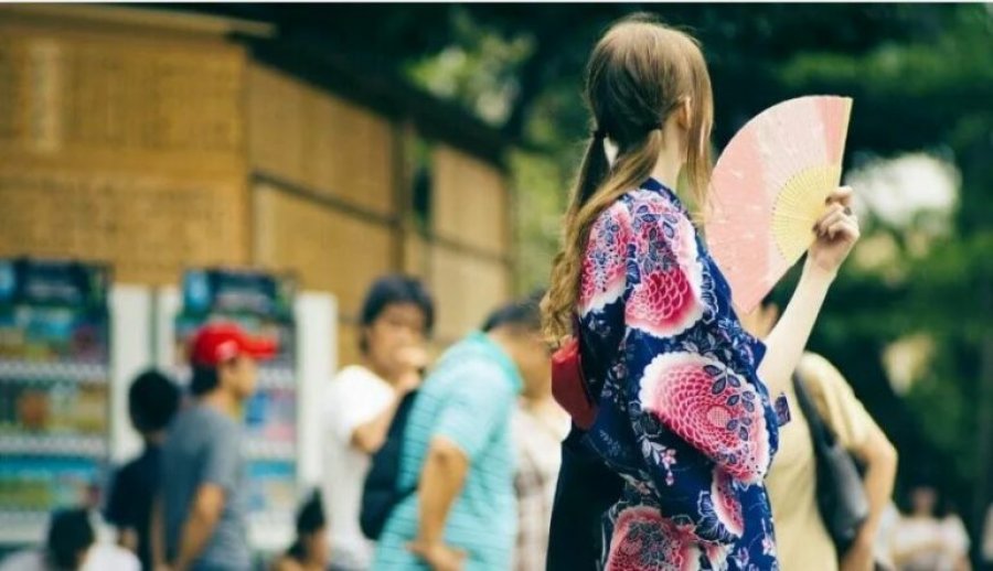 Japonia dhe Koreja e Jugut nën vapë ekstreme, mijëra njerëz përfundojnë në spitale