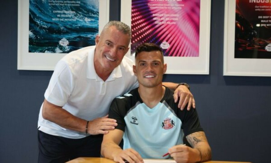 Granit Xhaka nënshkroi për Sunderlandin, reagimi i të atit: Ke bërë krenarë krejt shqiptarët!
