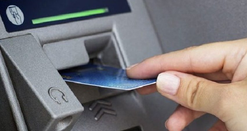 I shkaktuan dëm prej 186 mijë eurosh një banke, ndalohen 15 persona