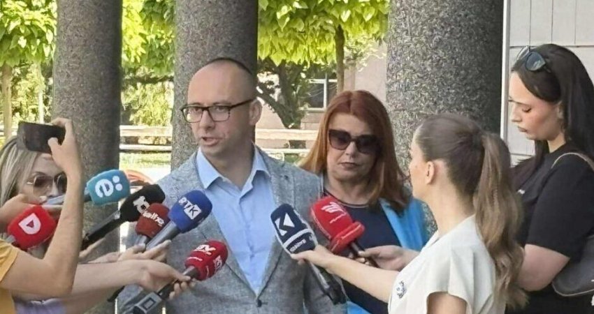 Simiq: Ata që kanë organizuar protesta të dhunshme, janë në qeveri