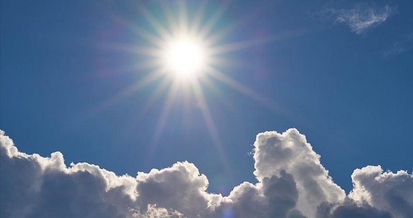 Moti sot: Me diell e pak vranësira, temperaturat deri në 32 gradë Celsius