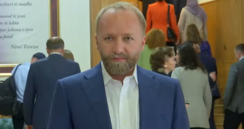 Tahiri: Në mungesë të numrave për Qeverinë, VV-ja ka vendosur si “barrikadë” një grua, reputacionin e së cilës po e dëmton