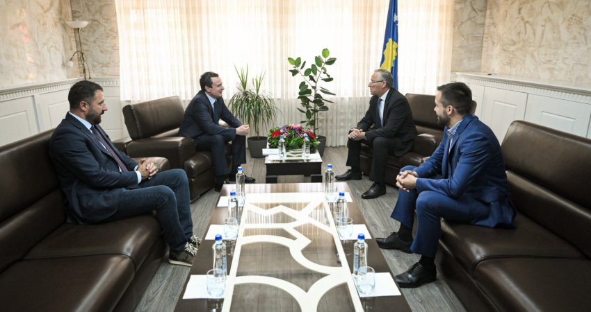 Vizita te Hamza e Atiq, Kurti: Folëm për bashkëpunimin qeveri-komunë dhe projektet e përbashkëta