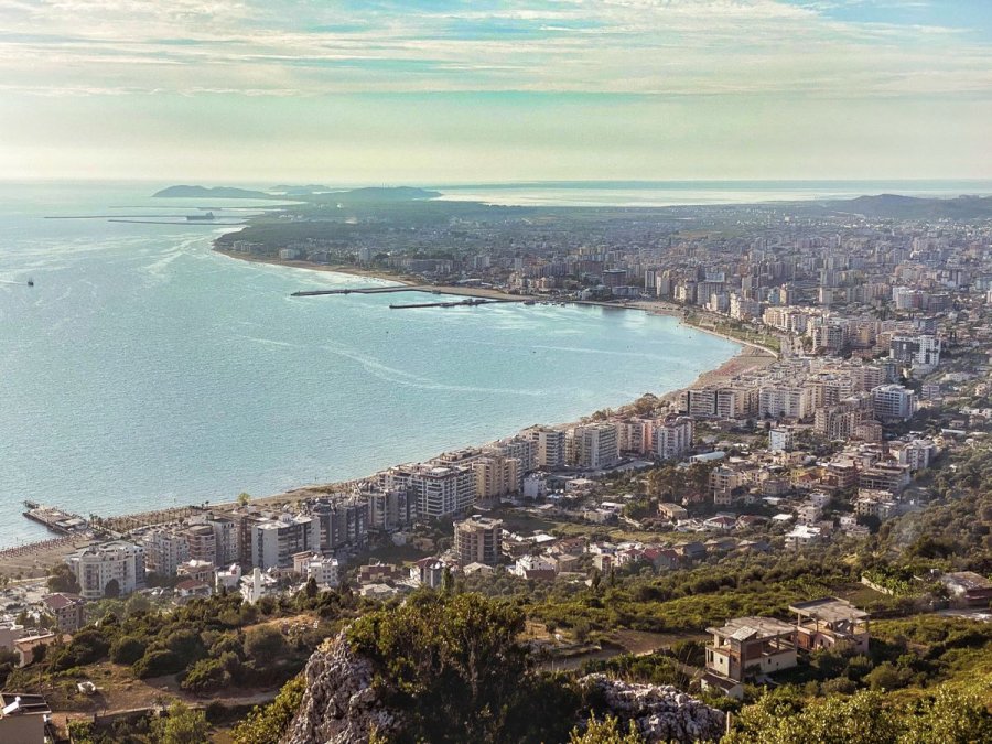 Pas 'pushtimit' nga tymi i mbetjeve, Vlora tani edhe pa ujë në nisje të sezonit turistik