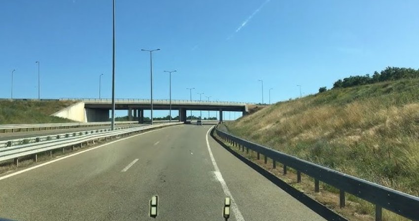 Ndalohet përkohësisht qarkullimi i automjeteve në një segment të autostradës “Ibrahim Rugova”
