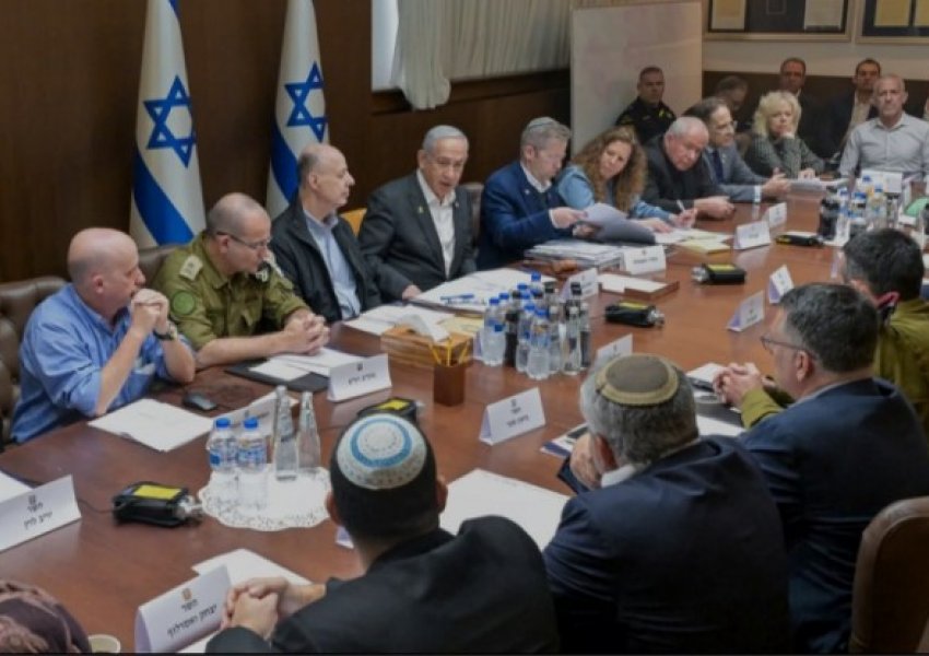 Netanyahu mbledh takim sigurie pas telefonatës me Trump, pjesëmarrës edhe ministrat e ekstremit të djathtë