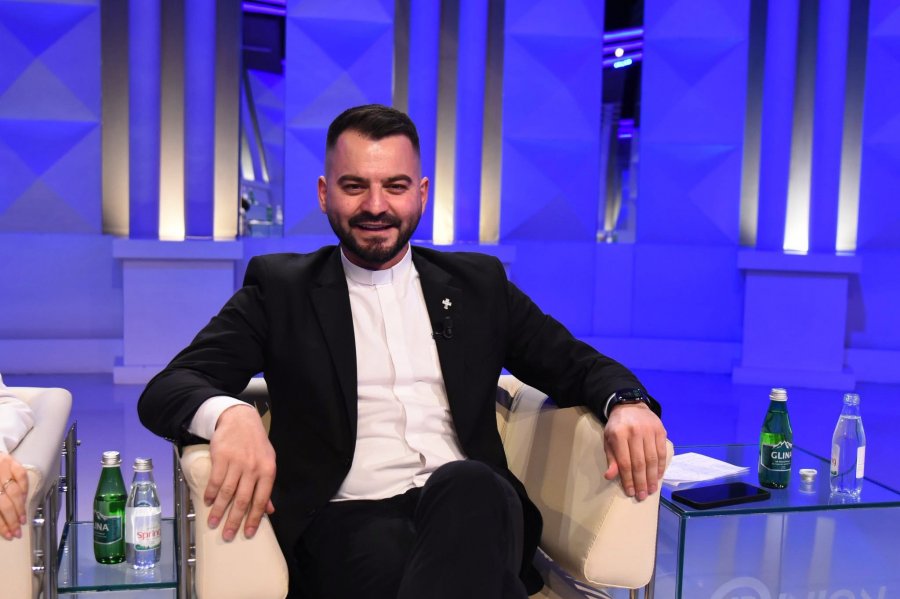 ‘Kosovari’
