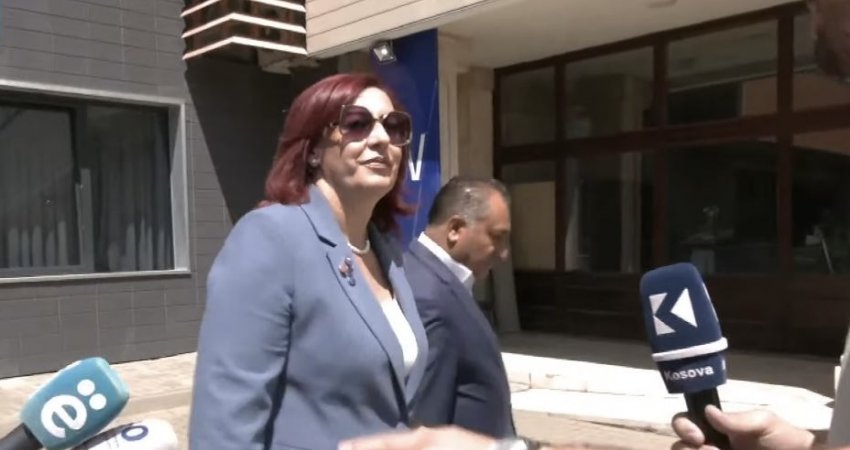 Rexhepi, kundër krijimit të një qeverie ish-opozitare