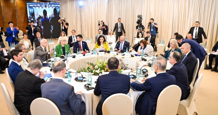 Osmani: Koha që BE-ja të lëvizë përpara me vendime konkrete, heqje të masave dhe dhënien e statusit të kandidatit
