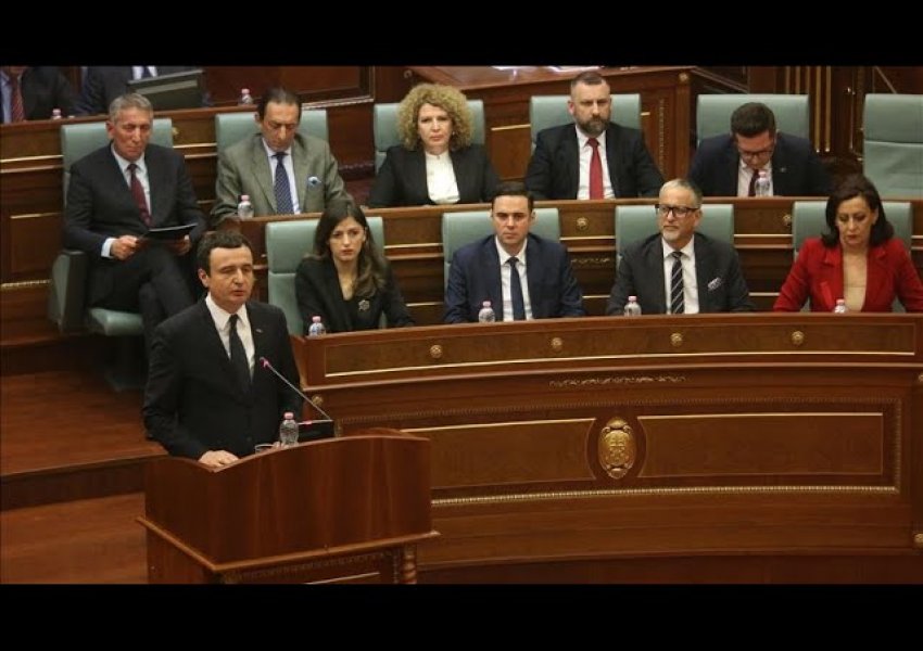 ‘Partitë opozitare e luftojnë Kurtin sikur të ishte vetë djalli’: Kokëfortësia tani mbretëron në Kosovë