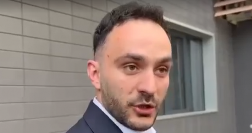 Guri i reagon Pecit për pushimet verore: Janë me kalu kohë me familje, e këta i kanë punësu krejt nëpër ministri