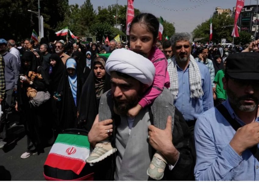 Pse iranianët nuk po ngrihen ende në kryengritje