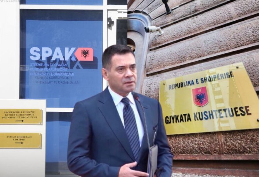 Çmenduria ligjore/ Gjykata e Apelit të Posaçëm rrëzon Gjykatën Kushtetuese për Ahmetajn