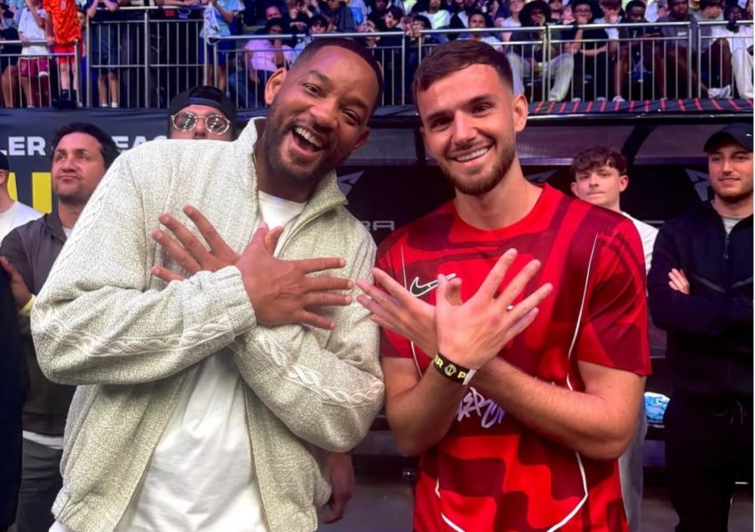 Ylli i Hollyowood/ Will Smith bën ‘Shqiponjën’ në krah të futbollistit shqiptar