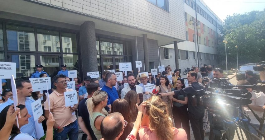 KDI: Kushtetuesja foli dje, Kuvendi duhet të konstituohet përmes një marrëveshjeje politike