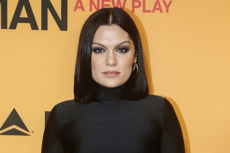 Jessie J pas operacionit: Lajm i mrekullueshëm, kanceri është zhdukur!