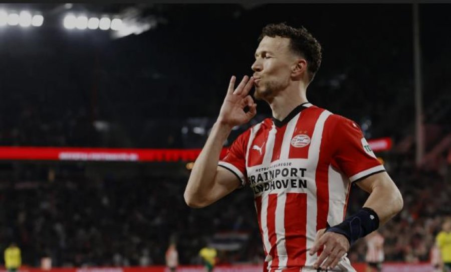 Zyrtare/ Ivan Perišić rinovon me PSV-në deri në vitin 2027