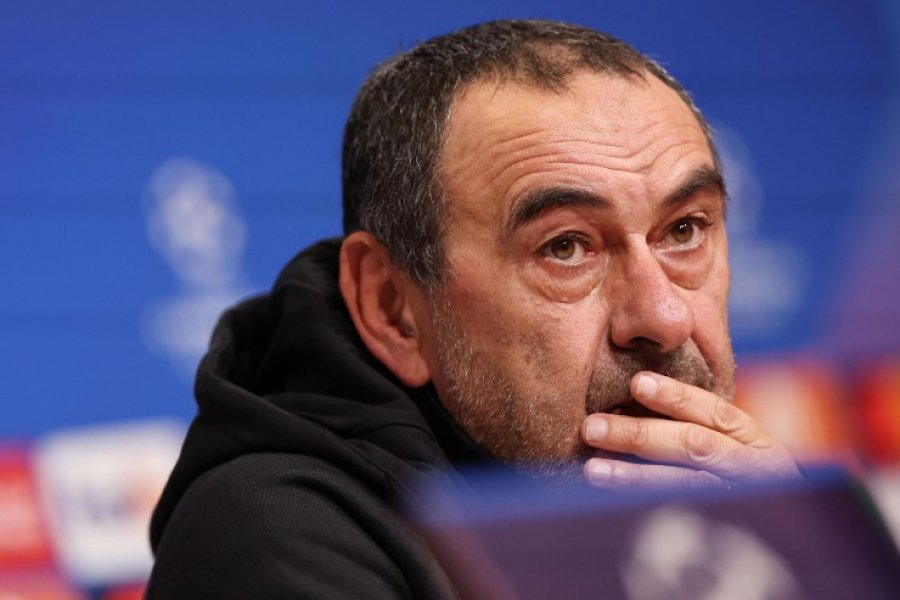 Tronditet Lazio/ Bllokohet merkato, trajneri Sarri mund të marrë vendimin ekstrem