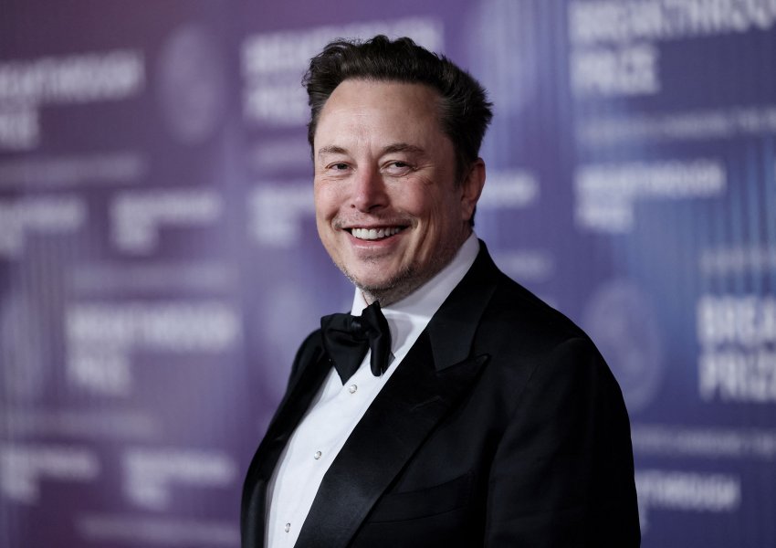 Elon Musk feston ditëlindjen e 54 ditën e sotme