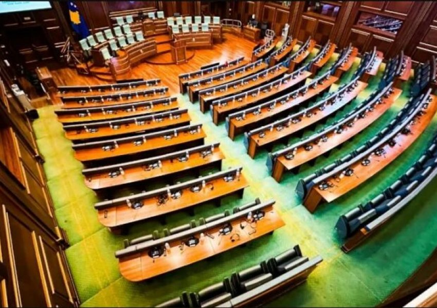 Gjysmë viti nga mbajtja e zgjedhjeve parlamentare, Kosova ende pa institucione të reja