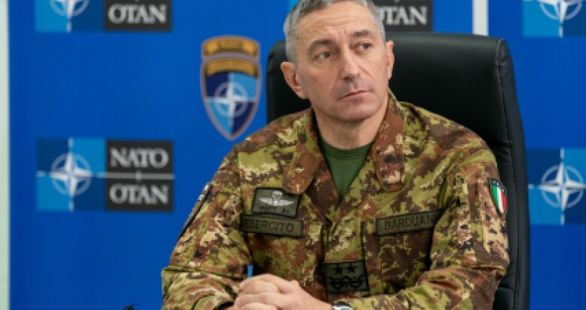 Komandanti i KFOR-it: Tensionet në veri dëshmojnë nevojën për dialog të sinqertë mes Kosovës dhe Serbisë