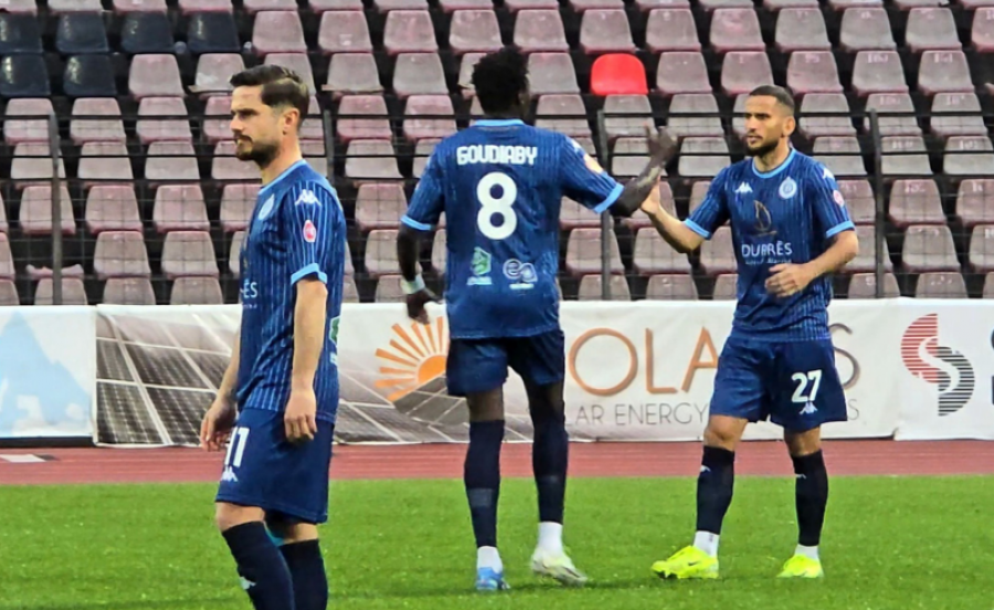 Tirana prek fundin, e mposht thellë Dinamo në derbi, Teuta i merr pikë Egnatias