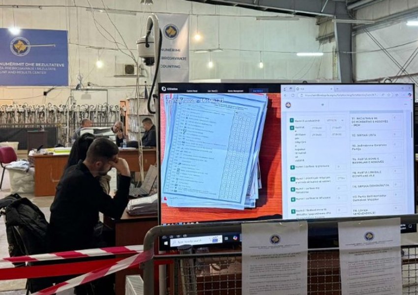 Votat me postë, më pak se 100 kuti për t'u numëruar në Kosovë