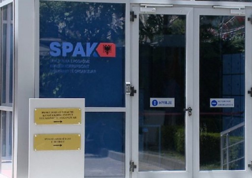 Akuzohet se pastronte paratë e bandës “Çopja”, GJKKO rrëzon kërkesën e Klajdi Merkajt për lehtësimin e masës së sigurisë