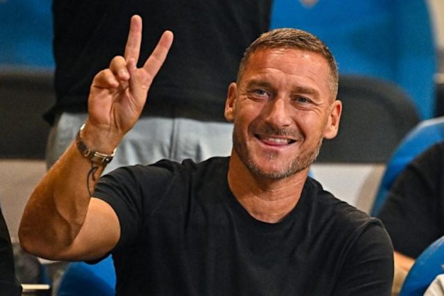 Batuta e Totti-t: Mendoni se Messi, po të kishte luajtur 25 vite te Roma do të kishte fituar gjitha ata Topa të Artë?!