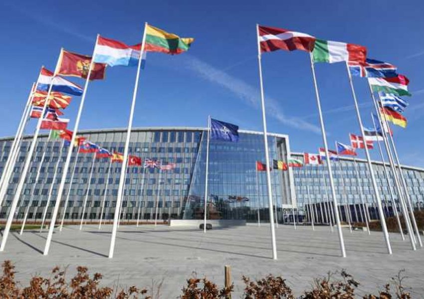 Dyfishohen trupat e NATO-s, çfarë po ndodh tek baza ajrore në Rumani