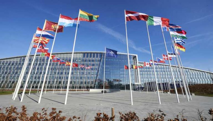 Dyfishohen trupat e NATO-s, çfarë po ndodh tek baza ajrore në Rumani