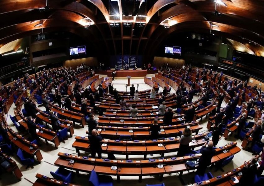 Delegacioni kosovar konfirmon heqjen e Kosovës nga agjenda e Komitetit Politik të KiE-së