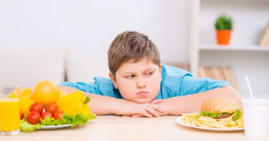 Nivele alarmante të obezitetit/ Studimi: Një në gjashtë fëmijë do të jetë obezë brenda 2050