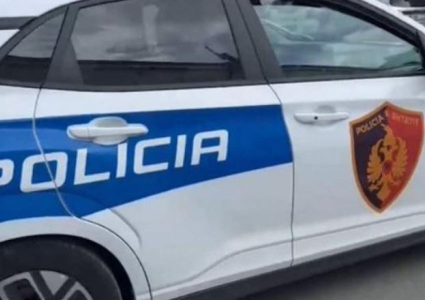 Tiranë/ Shisnin kokainë dhe kanabis, arrestohen 2 persona