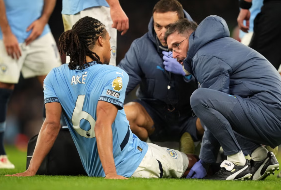 Mbrojtësi holandez do të mungojë 11 javë, e konfirmon Guardiola
