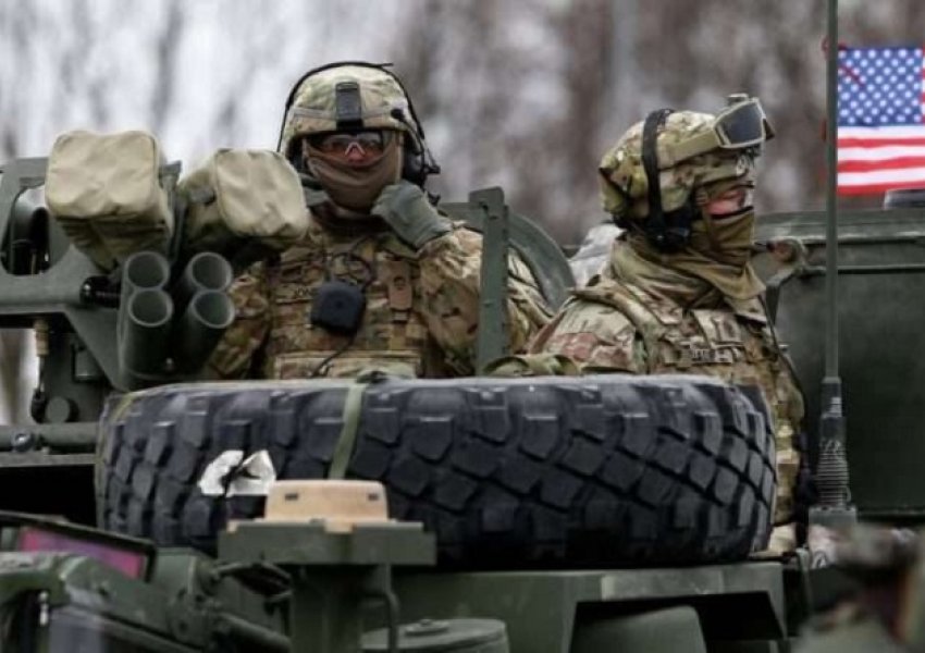 KFOR-i amerikan zbulon uniforma ushtarake dhe armatime në Zveçan