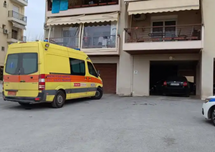 Gruaja doli e plagosur në ballkon, bashkëshorti e masakroi me thikë/ Detaje të reja nga krimi i dyfishtë në familjen shqiptare