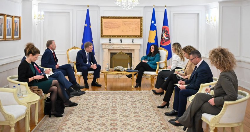 Osmani pas takimit me Sorensen: Kosova meriton trajtim të barabartë në procesin e dialogut
