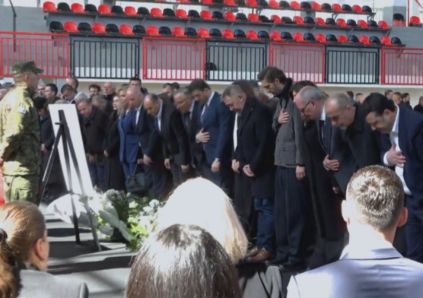 Ceremonia mortore për babain e Hashim Thaçit, PDK: Mungesa e ish-presidentit, një padrejtësi e madhe