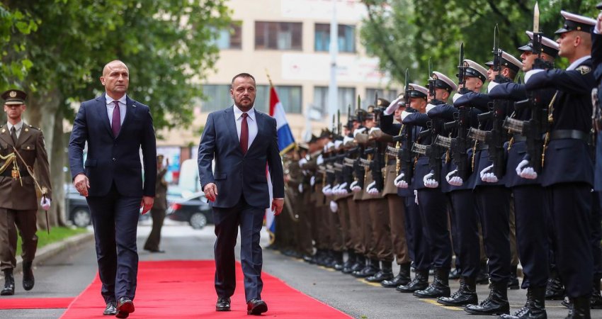 Nënshkruhet deklarata trilaterale Shqipëri, Kroaci e Kosovë
