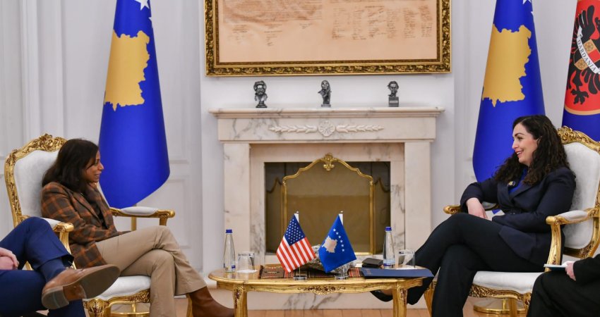 Osmani pret në takim zyrtaren amerikane, flasin për situatën e sigurisë në Kosovë e rajon
