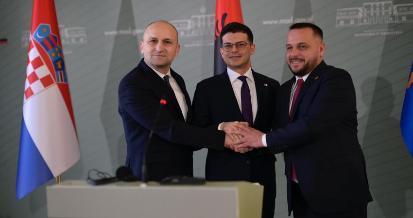 Publikohet deklarata e plotë që u nënshkrua mes Kosovës, Shqipërisë dhe Kroacisë