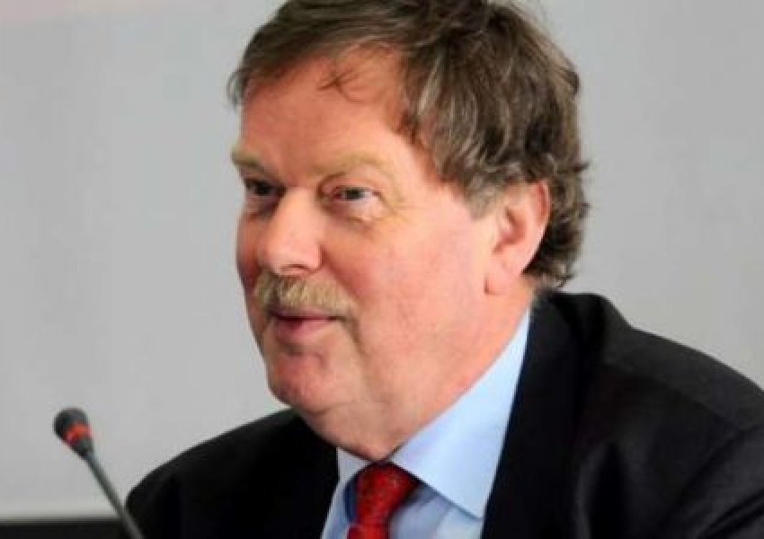 Ish-ambasadori holandez: S’ka arsye për kompromis për Asociacionin, ndërkohë që Serbia s’i zbaton marrëveshjet