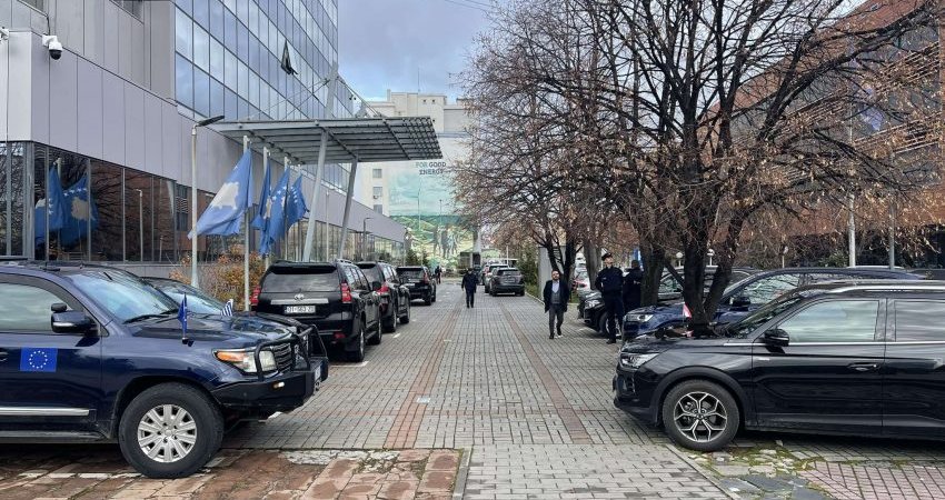 Qeveria Kurti e emëron të dyshuarin për dallavere me rezerva si drejtor të Akreditimit në MINT